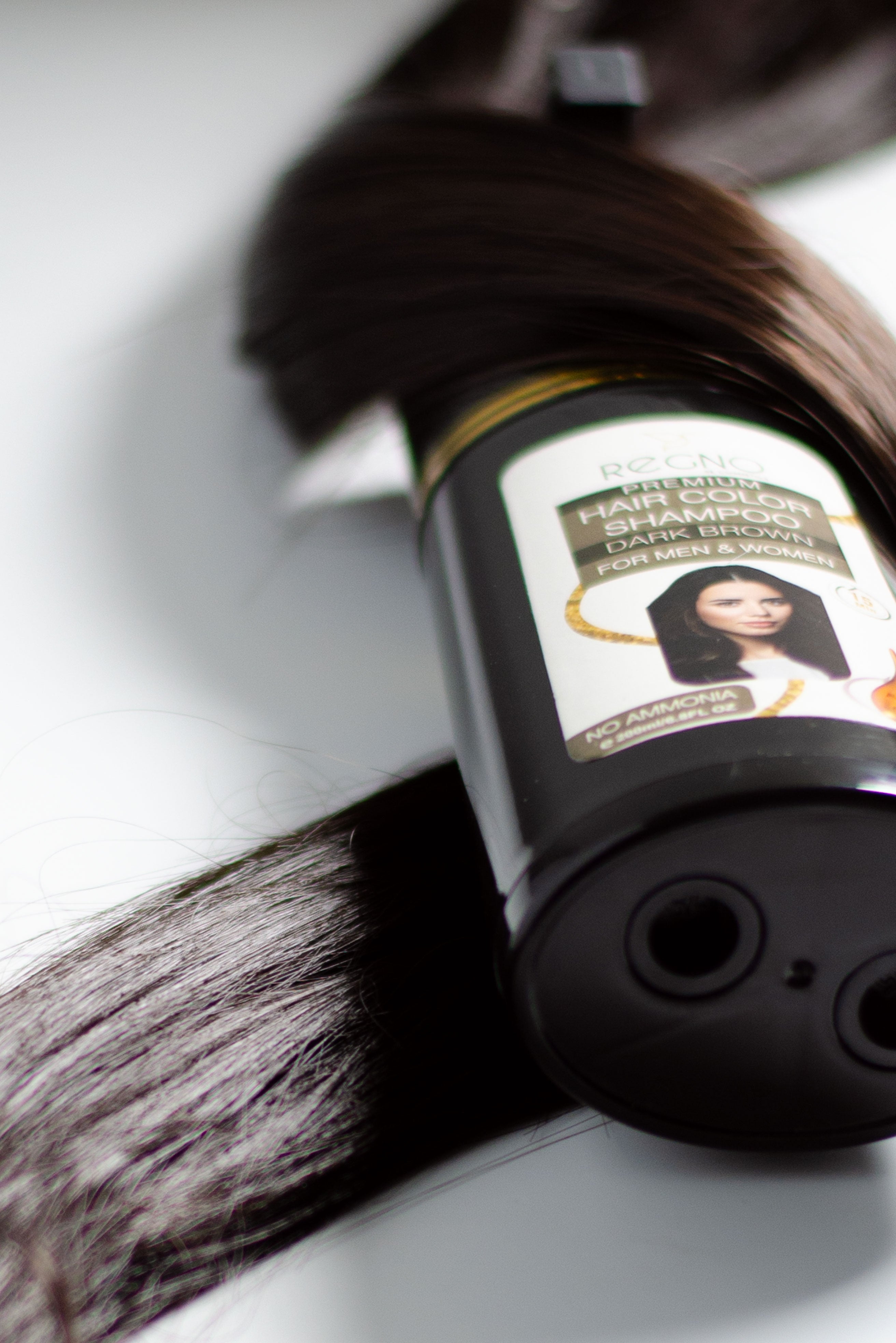 Hair Color Shampoo | Premium Dark Brown | Regno | +-200ml |